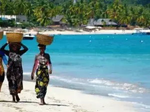 Extractive Tourism